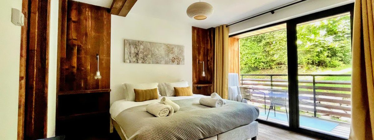 Self-catered Chalet Les Noisettes in Morzine can sleep up to 14 pers.